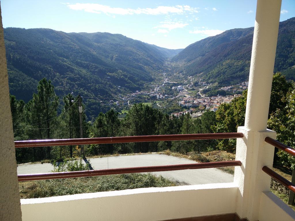 בית הארחה מנטגאס 	Casa Cerro Da Correia מראה חיצוני תמונה